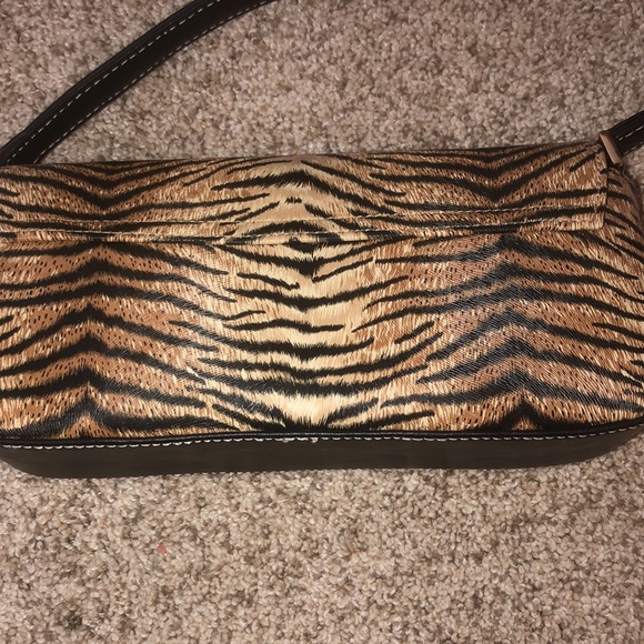 NWOT Liz Claiborne Leopard Bag - Picture 6 of 9